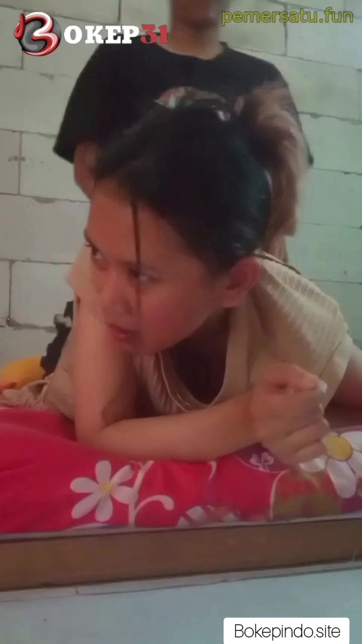 Background nonton video viral Bokep Indo Skandal Adik dan Kaka