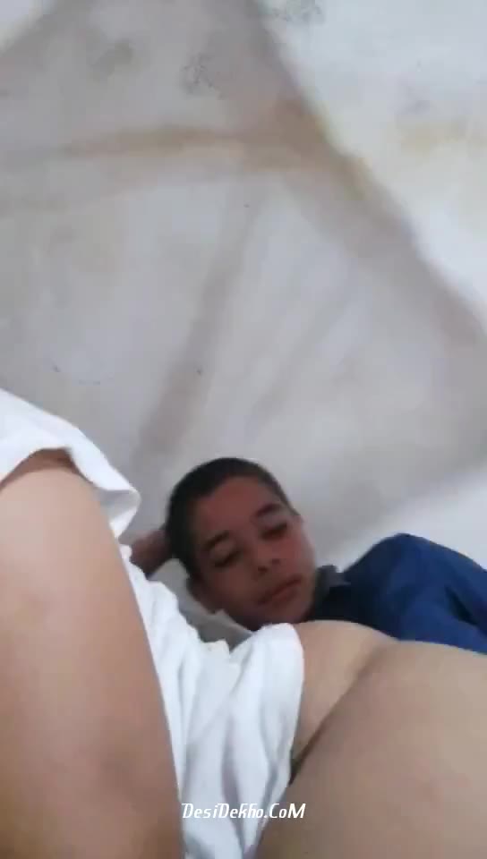 Background nonton video viral Percakapan Kaka Ajarin Ngewe Adek Bocil Masih Polos